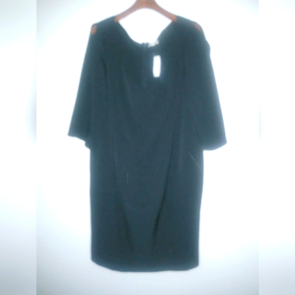 Ashley Graham Beyond 22W Basic Black V-Neck Slit Sleeve Dress New Funeral